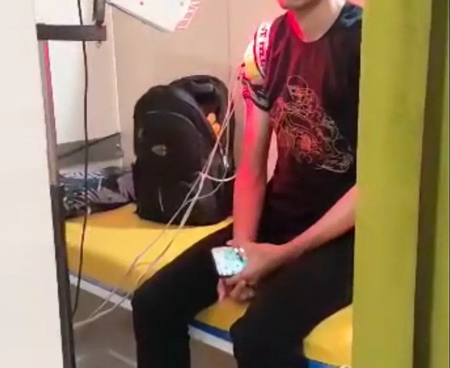 درمان تنیس البو با فیزیوتراپی در شمال تهران